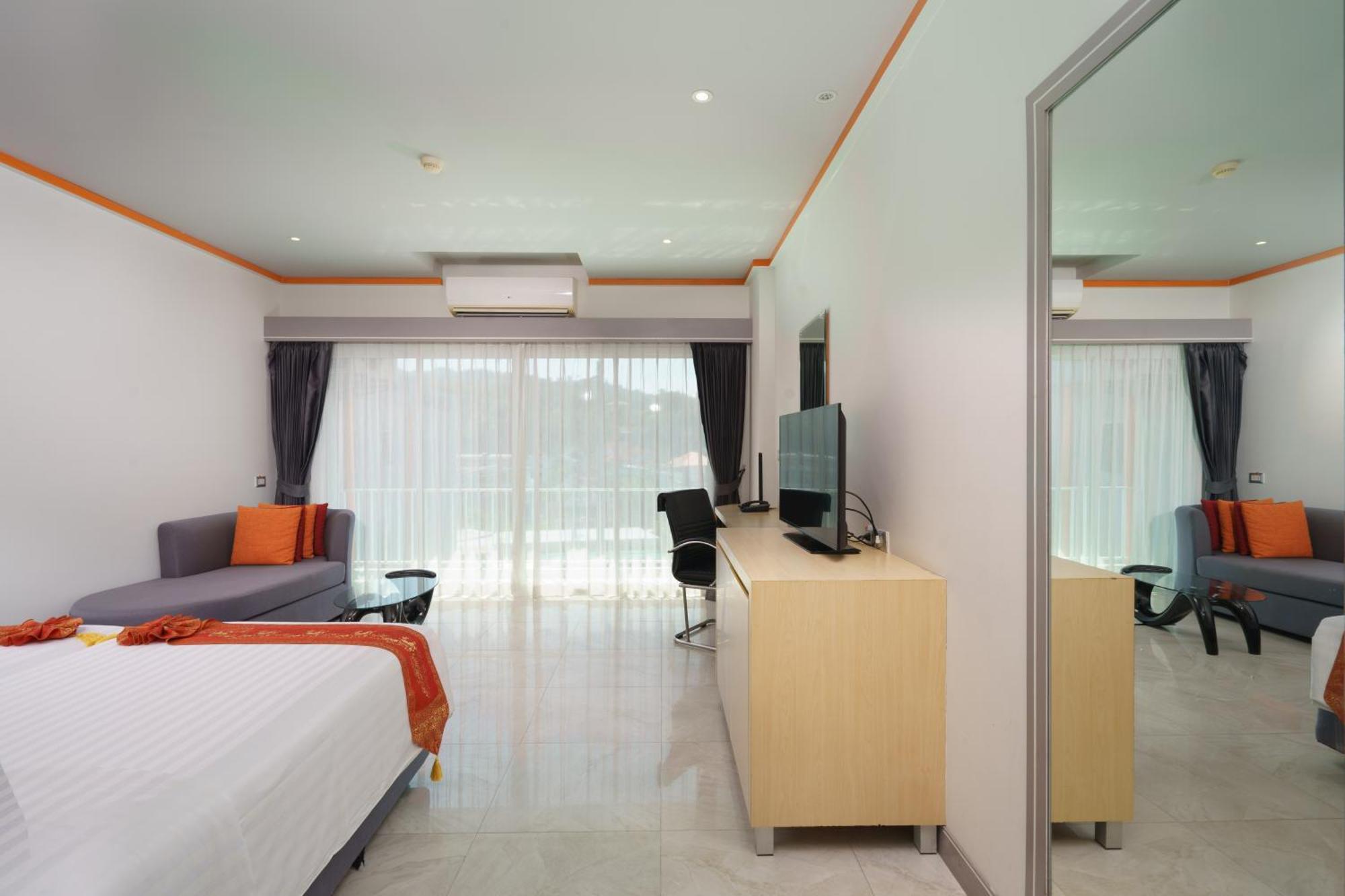 Chabana Kamala Hotel Exterior photo